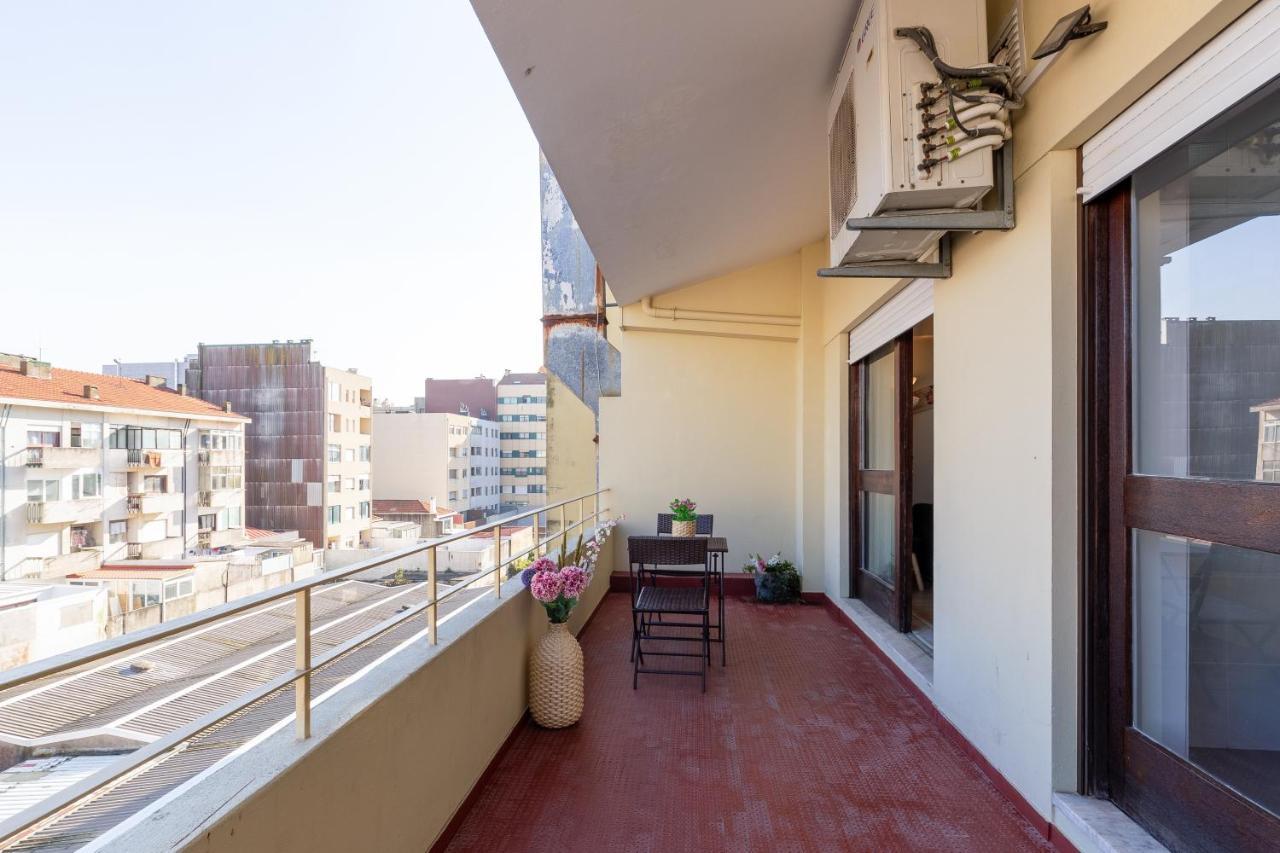 Host Wise - Trendy Bright Flats With Jacuzzi - 5 Min Beach Matosinhos  Esterno foto